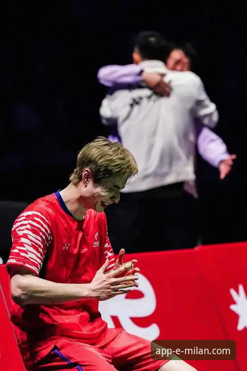 如何通过米兰官方手机app回顾石宇奇打破国羽八年冠军荒的精彩瞬间？